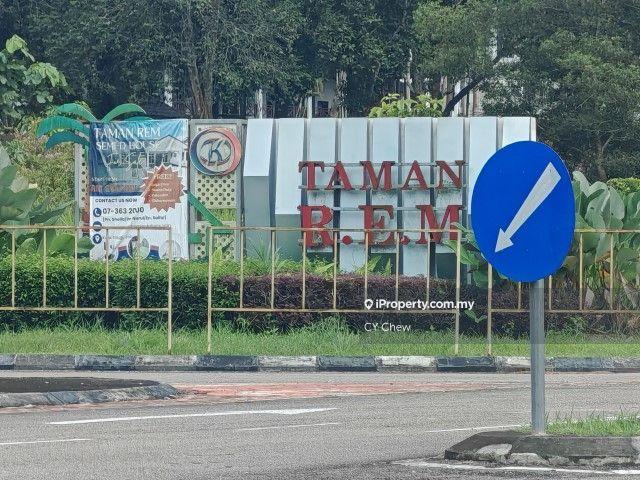 Semi-Detached House for Sale in Taman R.E.M, Kota Tinggi by CY Chew - iProperty.com.my