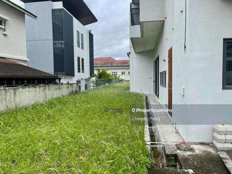 Bungalow House for Sale in Subang Heights, Subang Jaya by Chester Cheng - iProperty.com.my