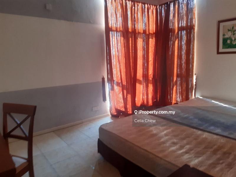 Service Residence for Sale in Gold Coast Malacca International Resort by Celia Chew - iProperty.com.my