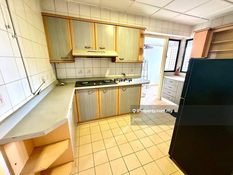 Condominium for Sale in Bukit Desa Condominium by Bella - iProperty.com.my