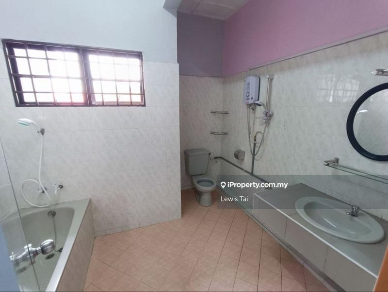 Rumah Berangkai 2 Tingkat untuk Dijual di Desa Tebrau, Johor Bahru oleh Lewis Tai - iProperty.com.my