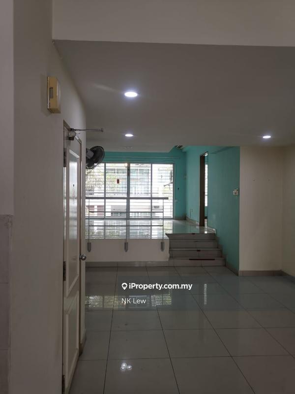 Kondominium untuk Dijual di Bayan Villa, Seri Kembangan oleh NK Lew - iProperty.com.my