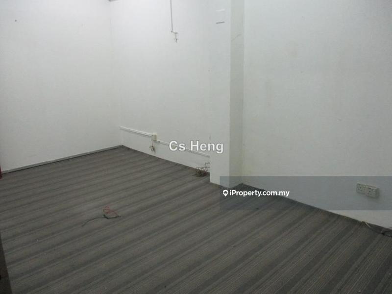 Office for Sale in Taman Sri Batu Caves, Batu Caves by Cs Heng - iProperty.com.my