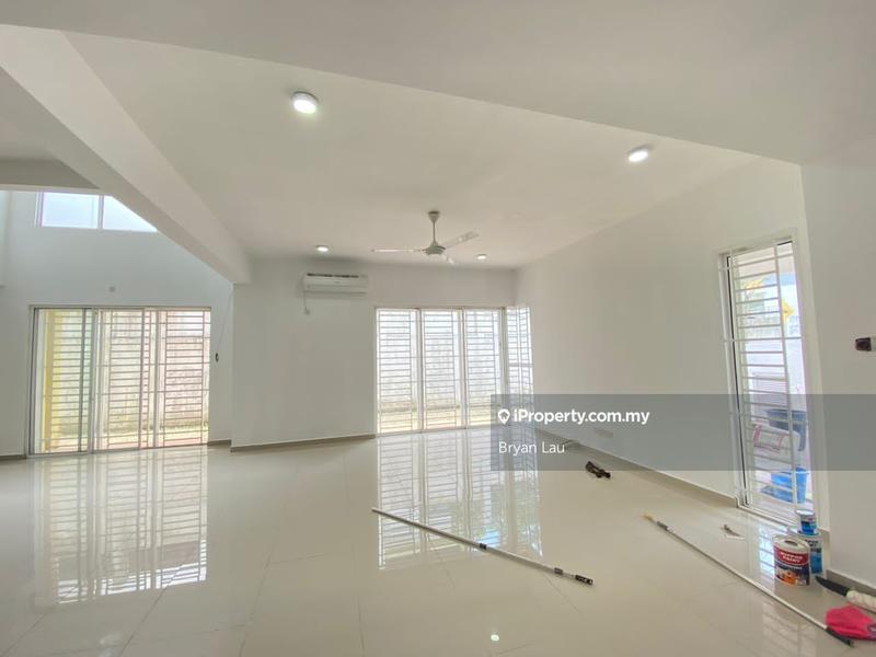 Rumah Berkembar untuk Dijual di Seri Kembangan, Selangor oleh Bryan Lau - iProperty.com.my