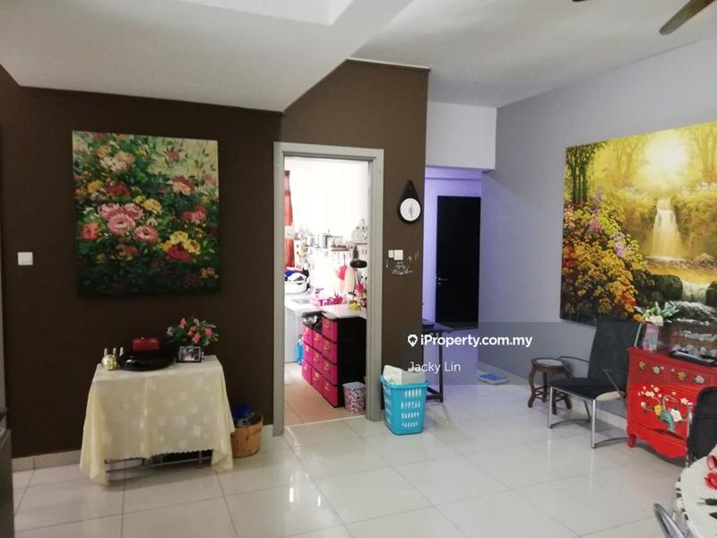 Kediaman Servis untuk Dijual di Subang Olives Residence oleh Jacky Lin - iProperty.com.my
