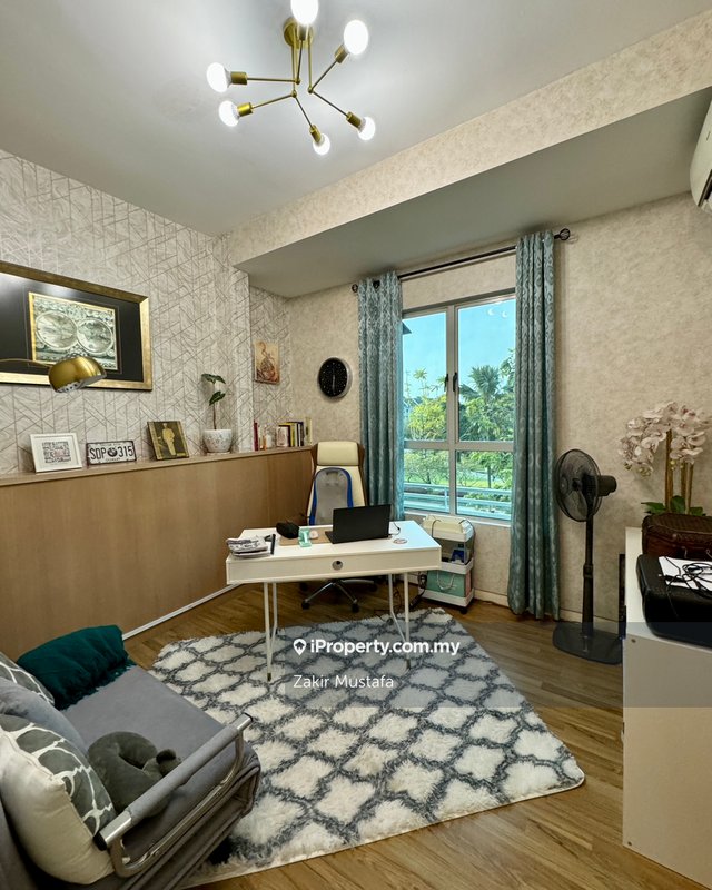Rumah Berkembar untuk Dijual di Seksyen 13, Shah Alam oleh Zakir Mustafa - 5th bedroom cum office - iProperty.com.my
