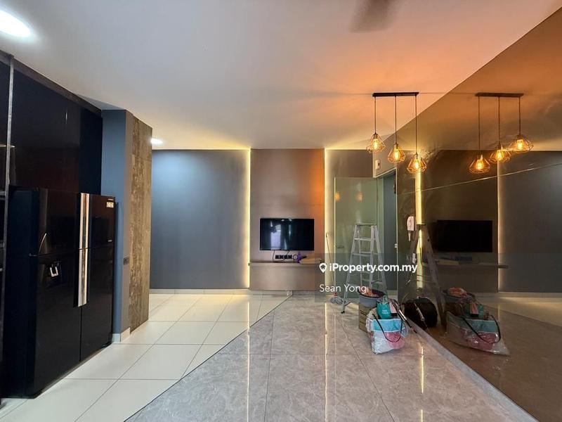 For Sale - Fortune Centra