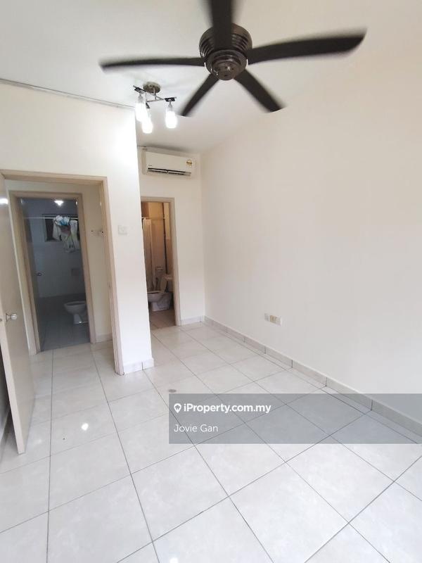 Kondominium untuk Disewa di Perdana View oleh Jovie Gan - iProperty.com.my