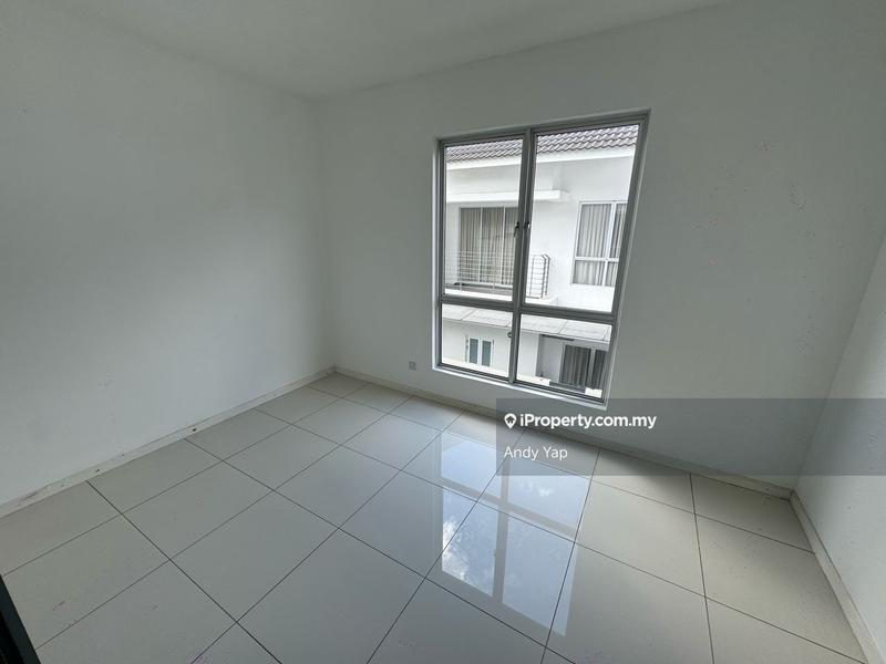 Rumah Teres 3-Tingkat untuk Dijual di Kota Emerald, Rawang oleh Andy Yap - iProperty.com.my