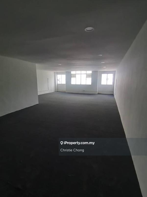 For Rent - 1st Floor