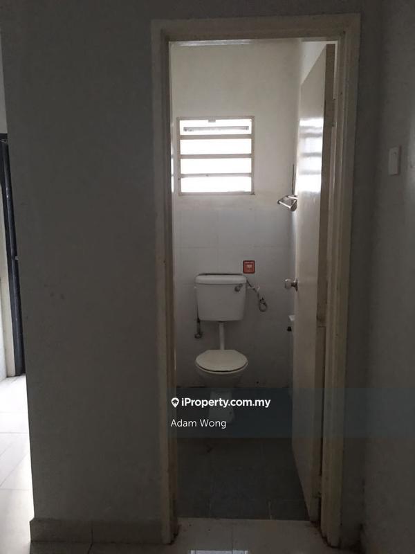 Shop-Office for Sale in Bandar Laguna Merbok, Sungai Petani by Adam Wong - iProperty.com.my