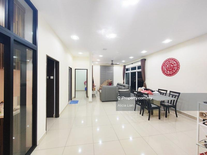 For Sale - M Condominium @ Larkin