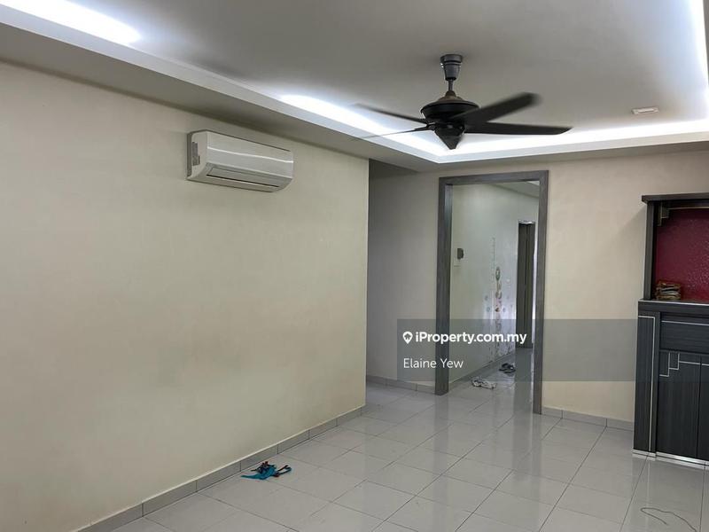 Rumah Bandar untuk Dijual di Aman Siara, Selayang oleh Elaine Yew - iProperty.com.my