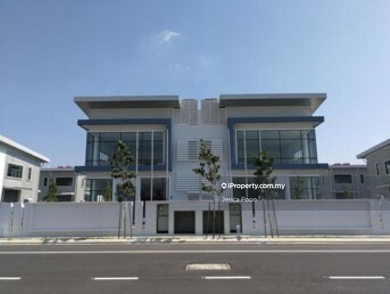 Semi-D Factory untuk Dijual di Bandar Bukit Raja, Klang oleh Jerica Poon - iProperty.com.my