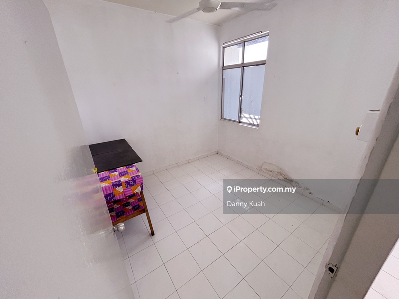 For Sale - Taman Cheng Ria