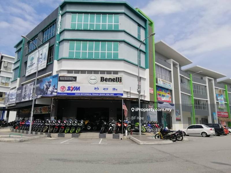 Shop / Office for Sale in Bandar Seri Putra, Bangi by BF Kee - iProperty.com.my