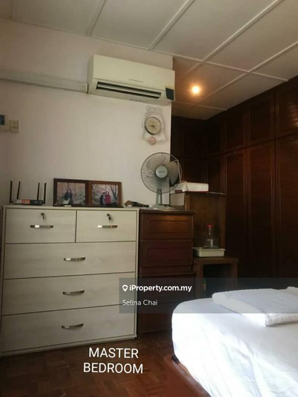 Rumah Teres 2-Tingkat untuk Dijual di Serdang, Seri Kembangan oleh Selina Chai - iProperty.com.my