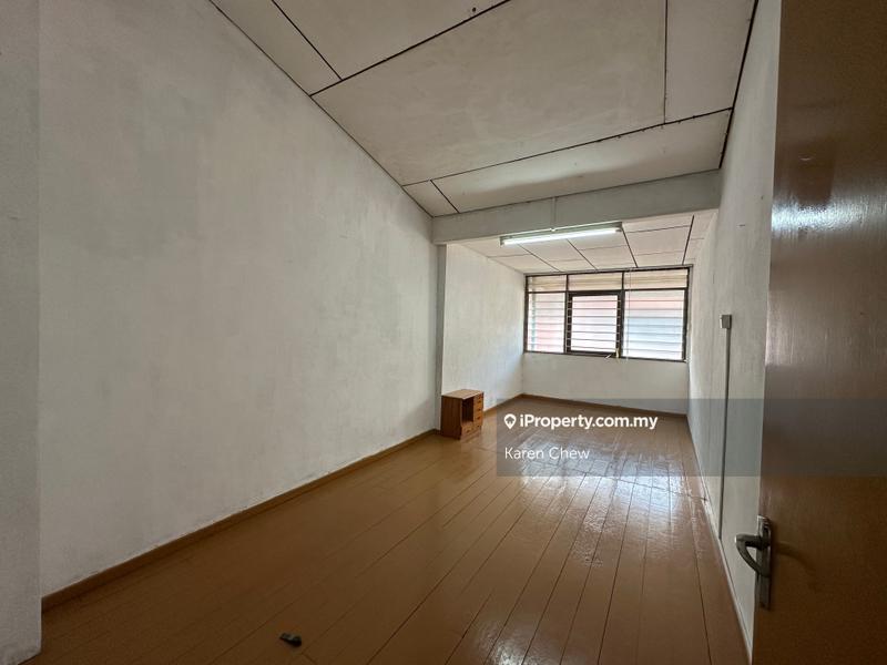 Rumah Teres 2-Tingkat untuk Dijual di Island Glades, Jelutong oleh Karen Chew - iProperty.com.my