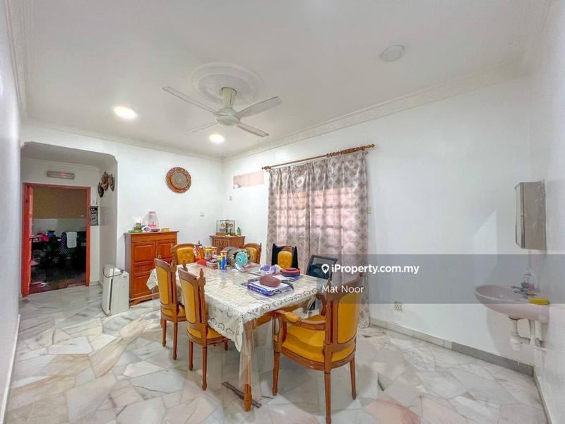 Bungalow House untuk Dijual di Seksyen 9, Shah Alam oleh Mat Noor - iProperty.com.my