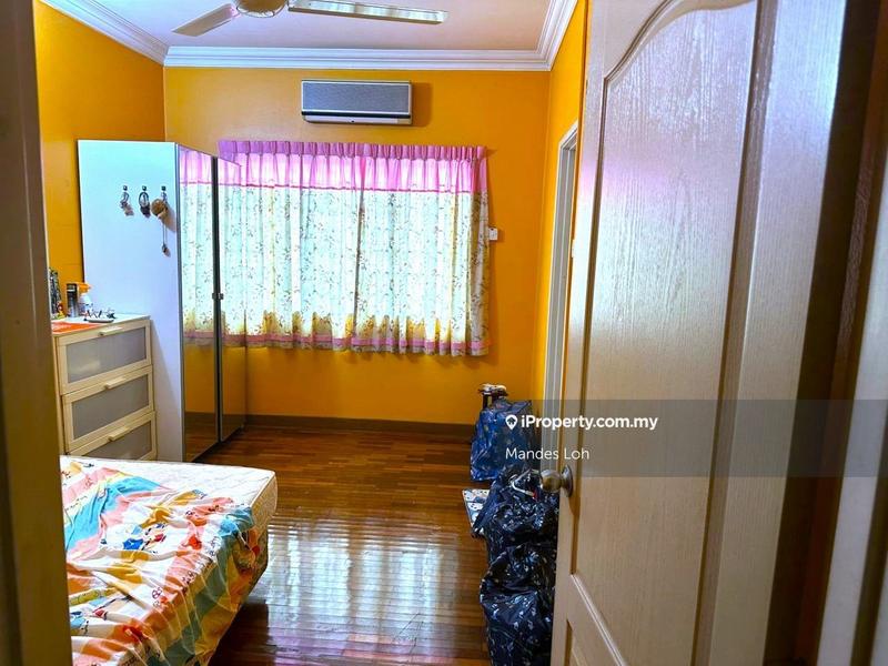 Rumah Teres 2-Tingkat untuk Dijual di Bukit Rahman Putra, Sungai Buloh oleh Mandes Loh - iProperty.com.my