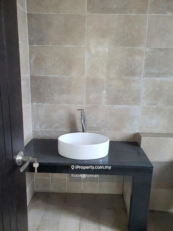 Bungalow House for Sale in Kota Kemuning, Shah Alam by Robin Krishnan - iProperty.com.my
