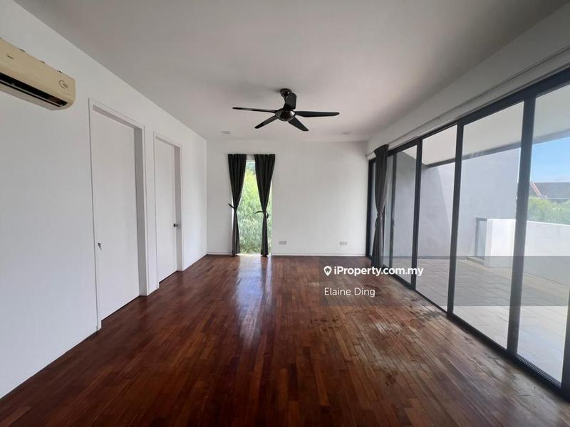 3-storey Terraced House for Rent in Bluconstellation of Bluwater Esate, The Mines, Seri Kembangan by Elaine Ding - iProperty.com.my