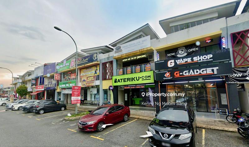 For Rent - ( End Lot ) Bandar Saujana Utama Seri Pristana Ground Floor Shop ( Rent ), Sungai Buloh