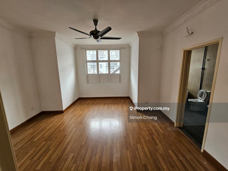 Rumah Teres 3-Tingkat untuk Dijual di Anjung Sari, Setia Alam, Shah Alam, Setia Alam oleh Simon Chang - Living Room - iProperty.com.my