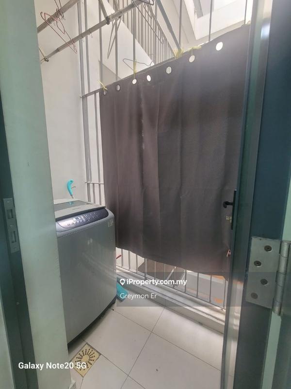Service Residence for Rent in Crescent Bay Suites (Teluk Bayu) by Greymon Er - iProperty.com.my