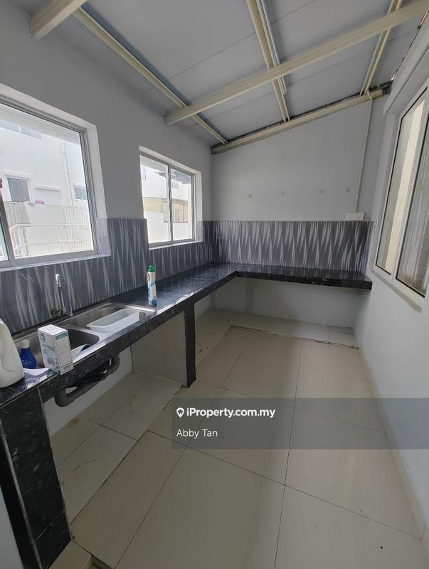 Rumah Berangkai 2 Tingkat untuk Disewa di Hijayu Aman, Bandar Sri Sendayan oleh Abby Tan - iProperty.com.my