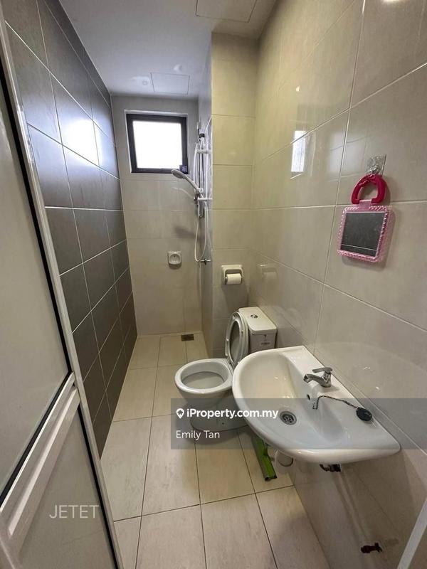 Kediaman Servis untuk Disewa di Maple Residences @ Bandar Bestari Klang oleh Emily Tan - iProperty.com.my