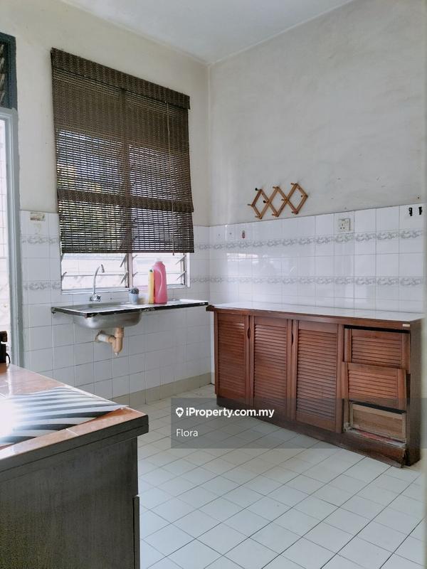Pangsapuri untuk Disewa di Kesuma Apartment oleh Flora - iProperty.com.my