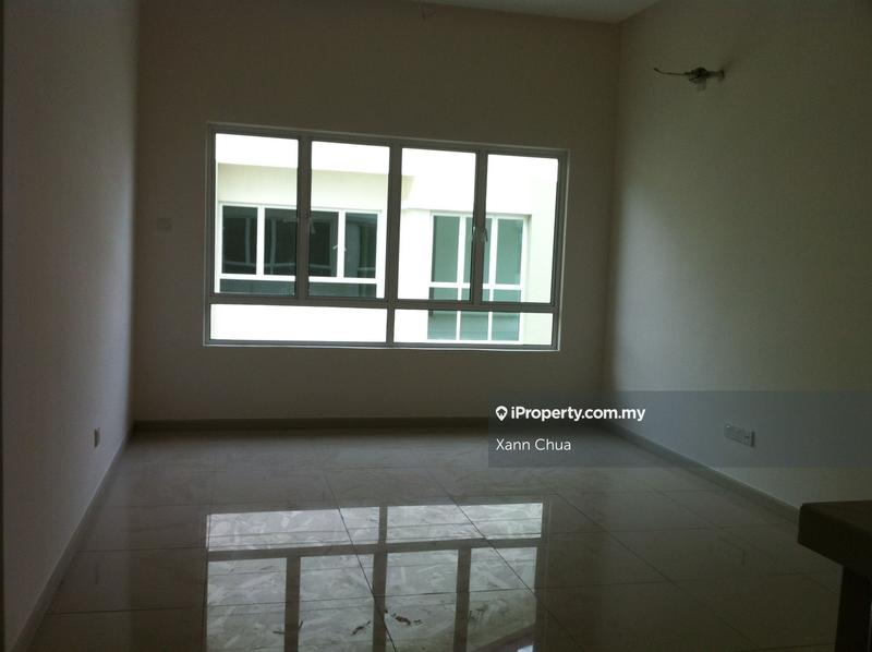 Rumah Berkembar untuk Dijual di Taman Equine, Seri Kembangan oleh Xann Chua - iProperty.com.my