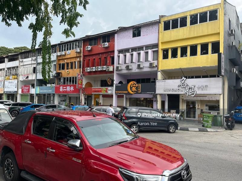 Shop for Sale in Taman United, Jalan Klang Lama (Old Klang Road) by Aaron Yee - iProperty.com.my
