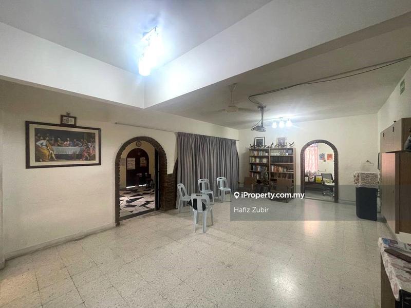 Bungalow House for Sale in Kelana Jaya, Petaling Jaya by Hafiz Zubir - iProperty.com.my