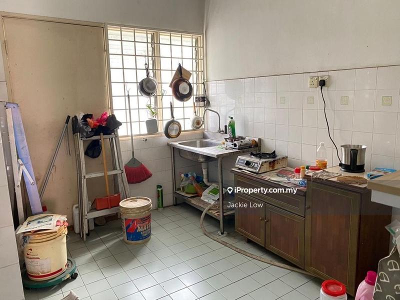 1-storey Terraced House for Sale in Taman Perindustrian Berjaya, Shah Alam by Jackie Low - iProperty.com.my