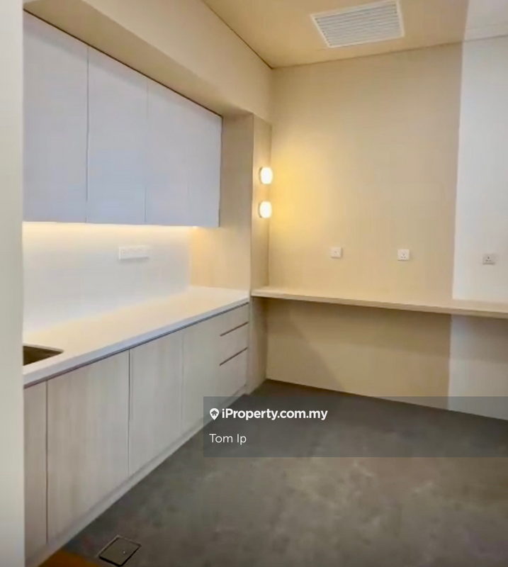 Pejabat untuk Disewa di Bukit Bintang, KL City Centre oleh Tom Ip - iProperty.com.my
