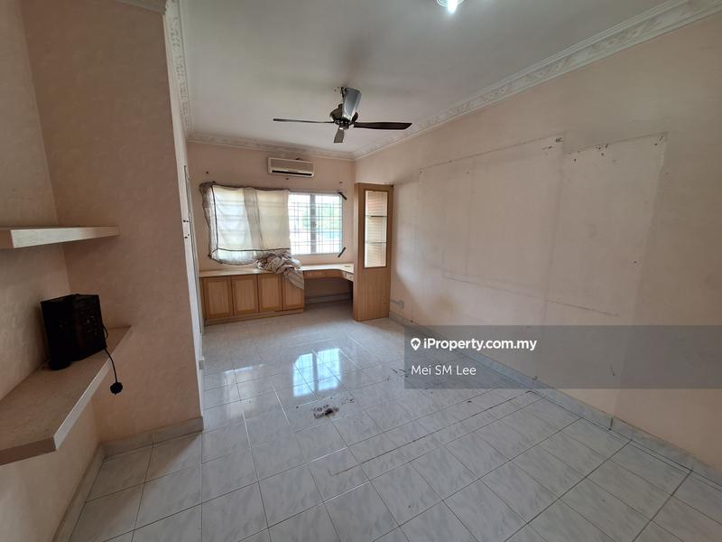 Semi-Detached House for Sale in Taman Bukit Permai, Kajang by Mei SM Lee - Taman Bukit Permai, Bandar Sg Long Bedroom - iProperty.com.my