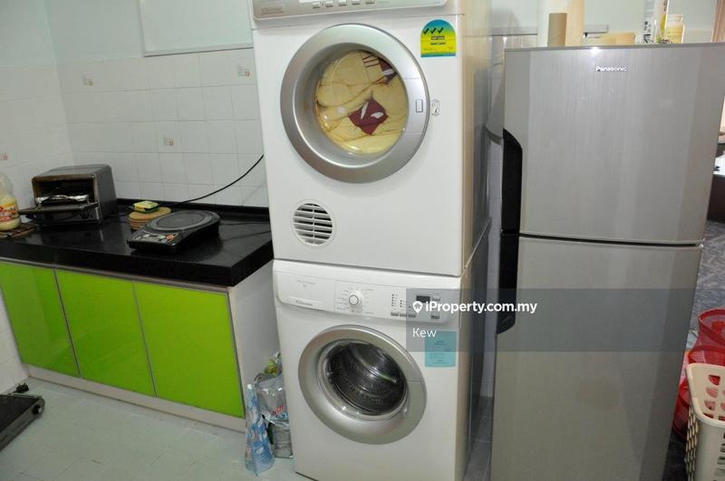 Apartment for Sale in Golden Hills Resort (Amber Court Apartment) by Kew - iProperty.com.my