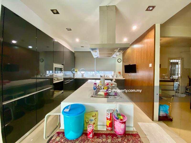 Bungalow House for Sale in Mutiara Damansara, Selangor by Ken Tan - iProperty.com.my