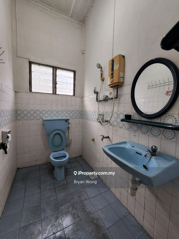 Rumah Berkembar untuk Dijual di Damansara Jaya, Petaling Jaya oleh Bryan Wong - iProperty.com.my