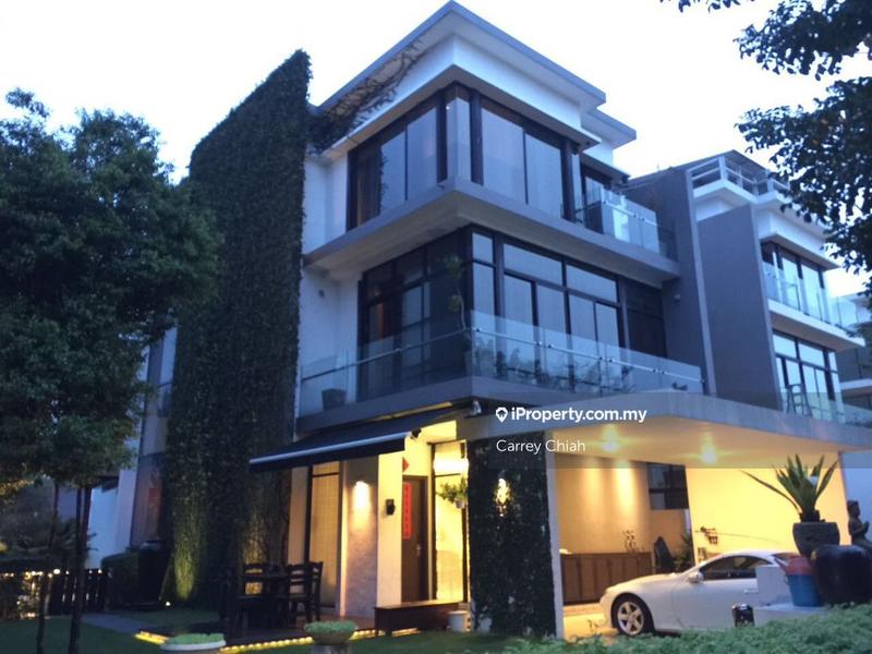 Semi-Detached House for Sale in Lake Edge, Puchong by Carrey Chiah - iProperty.com.my