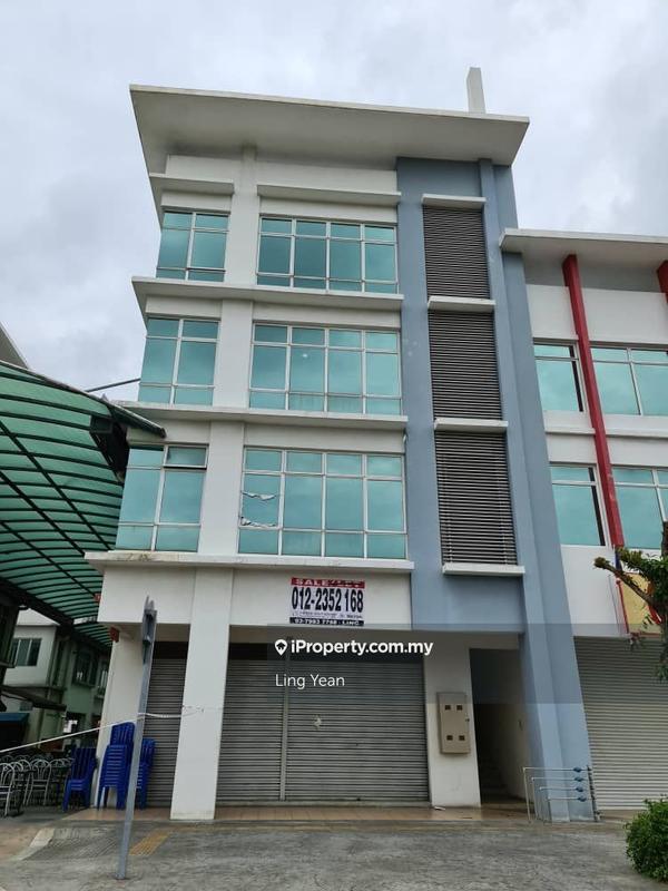 Shop / Office untuk Dijual di Pusat Bandar Putra Permai, Seri Kembangan oleh Ling Yean - iProperty.com.my