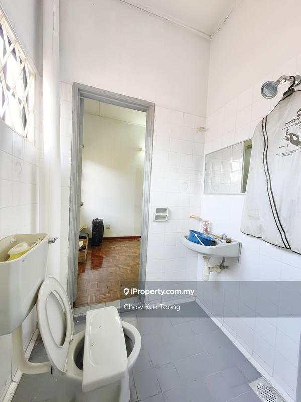 Rumah Teres 2-Tingkat untuk Dijual di Seksyen 9, Shah Alam oleh Chow Kok Toong - iProperty.com.my