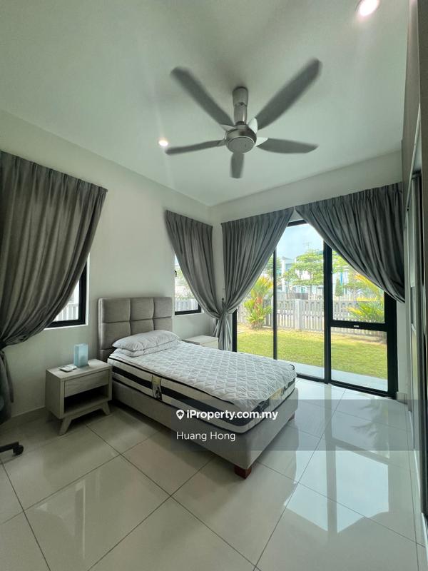 Rumah Berkembar untuk Dijual di Lepironia Gardens, Cyberjaya oleh Huang Hong - iProperty.com.my
