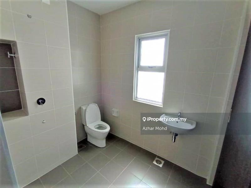 Rumah Teres 2-Tingkat untuk Dijual di Kota Warisan, Sepang oleh Azhar Mohd - iProperty.com.my