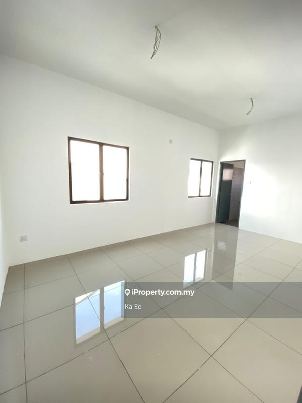 Rumah Berkembar untuk Dijual di Taman Scientex Rawang, Rawang oleh Ka Ee - iProperty.com.my