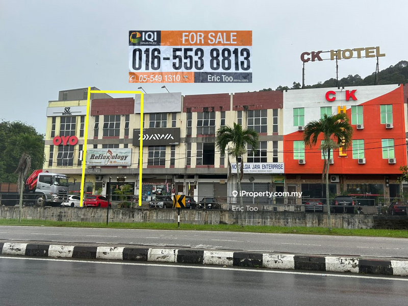 For Sale - 3 Storey Shop Lot For Sale-Teluk Muruh, Lumut