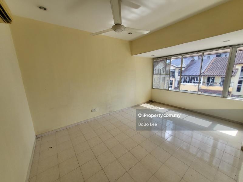 Semi-Detached House for Sale in Taman Overseas Union (Taman Oug), Jalan Klang Lama (Old Klang Road) by BoBo Lee - iProperty.com.my