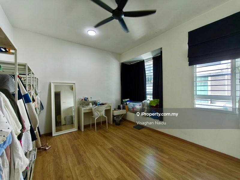 Bungalow House untuk Dijual di Bandar Country Homes, Rawang oleh Visaghan Naidu - iProperty.com.my